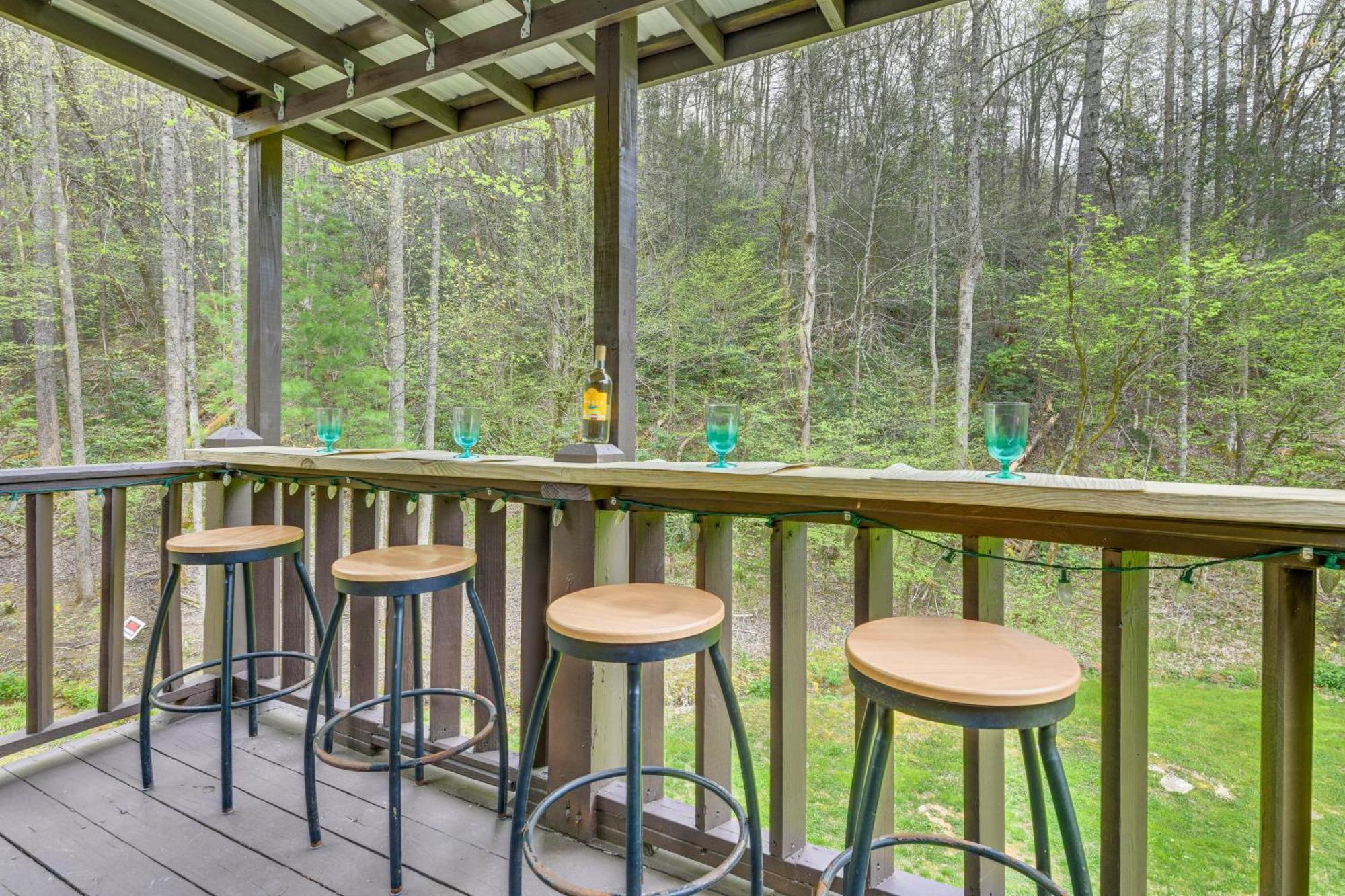 Smoky Mountain Cozy Cove Cabin Deck And Fire Pit! Cosby Buitenkant foto