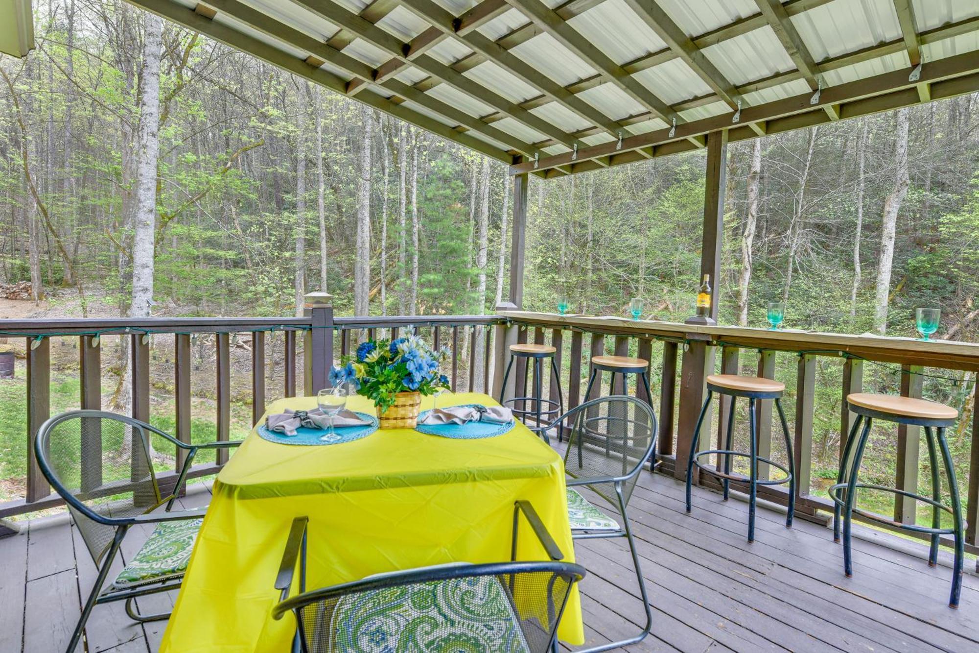 Smoky Mountain Cozy Cove Cabin Deck And Fire Pit! Cosby Buitenkant foto