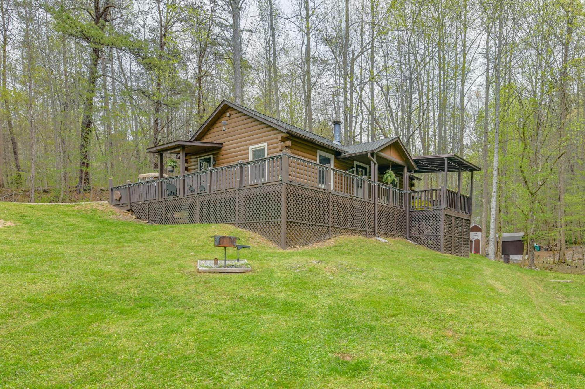 Smoky Mountain Cozy Cove Cabin Deck And Fire Pit! Cosby Buitenkant foto